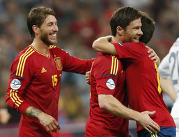 欧洲杯-阿隆索百场2球西班牙2-0法国将战葡萄牙